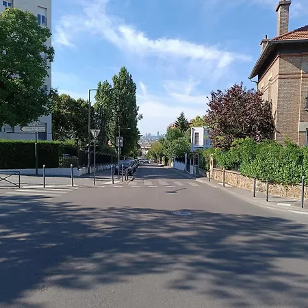 Coin Paradisien Pres De Paris A Tres Bon Prix 아파트 *